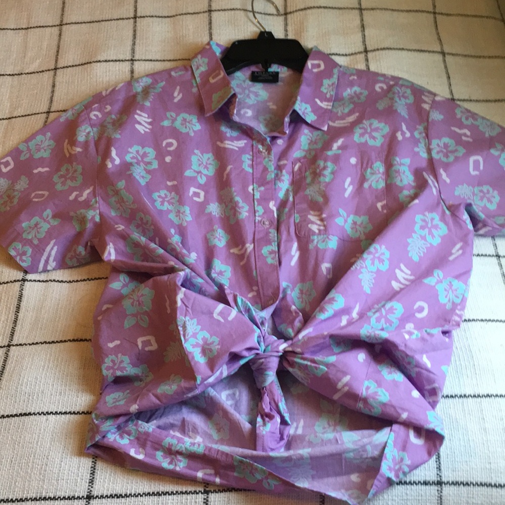 Zumiez hawaiian button up